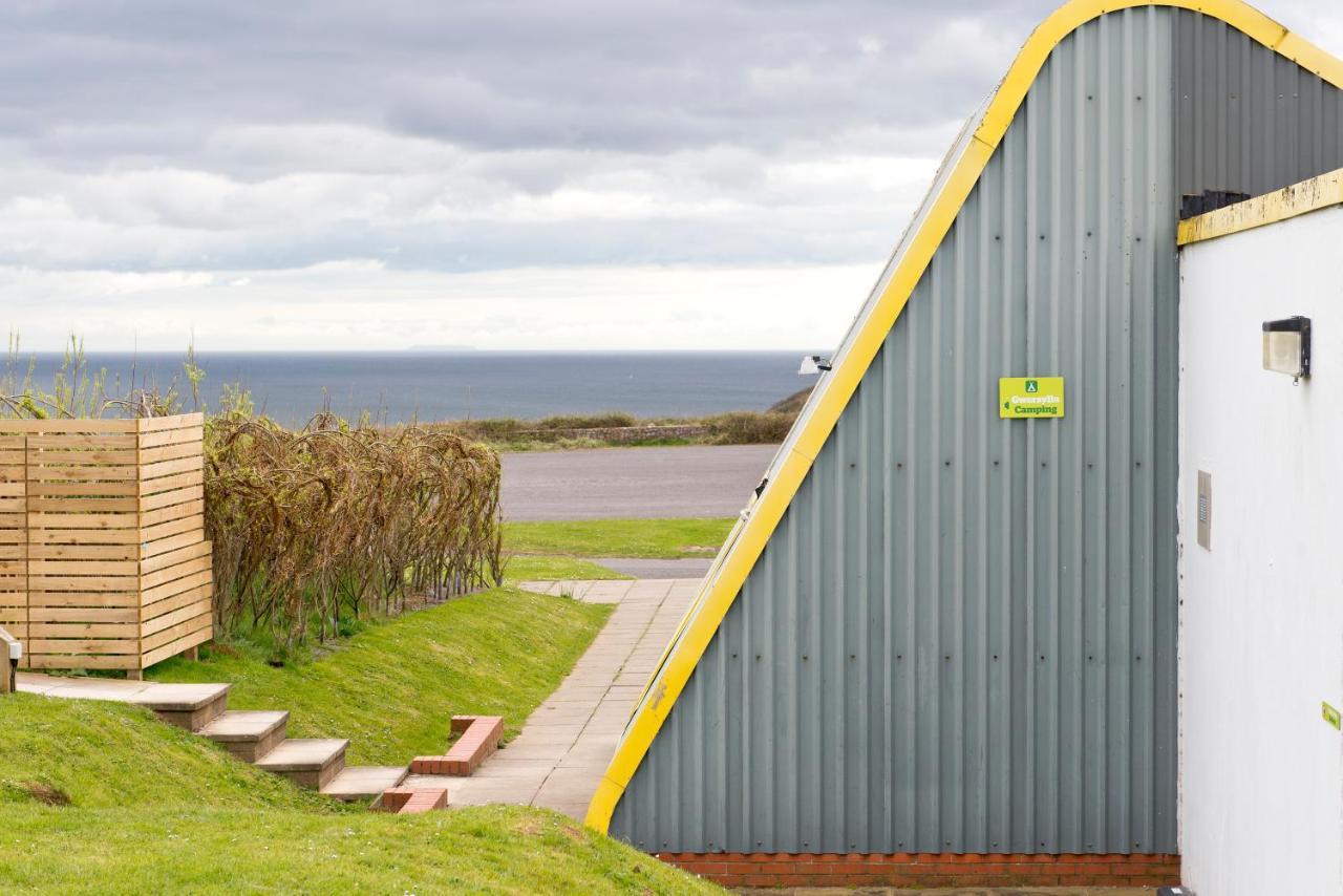 Yha Manorbier Hostel Tenby Bagian luar foto