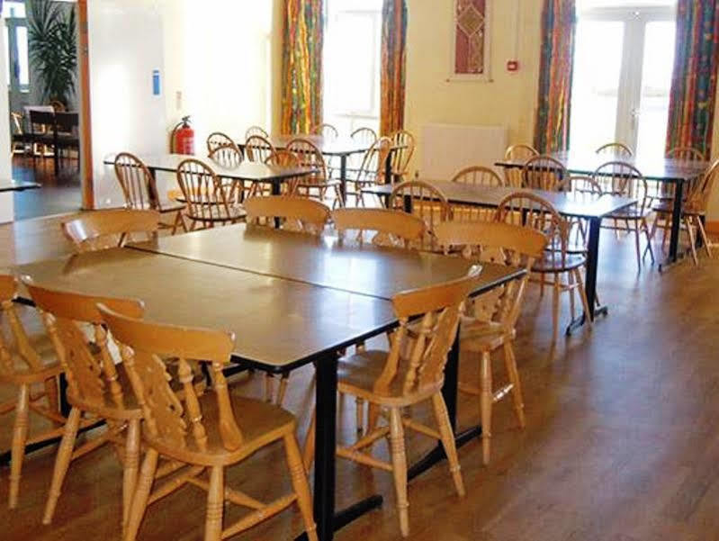 Yha Manorbier Hostel Tenby Bagian luar foto